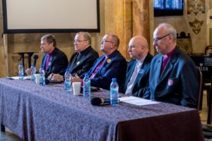 Dojrzała radość - rozmowa biskupów