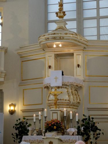 Opening service