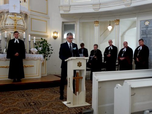 Opening service