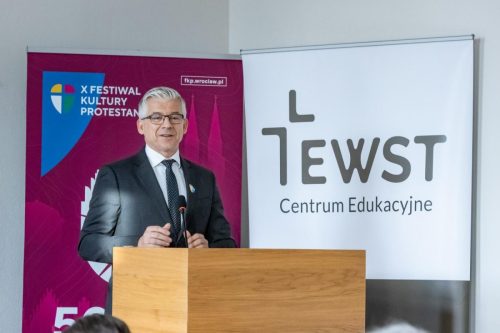 Wiara – wczoraj i dziś. Konferencja naukowa EWST i PWT fot. A. Macewicz