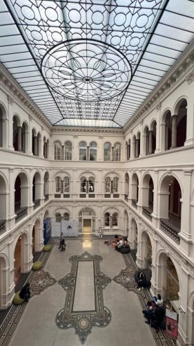 Thematic tour of the “Gallery of Silesian Art. Photo W. Szczerba